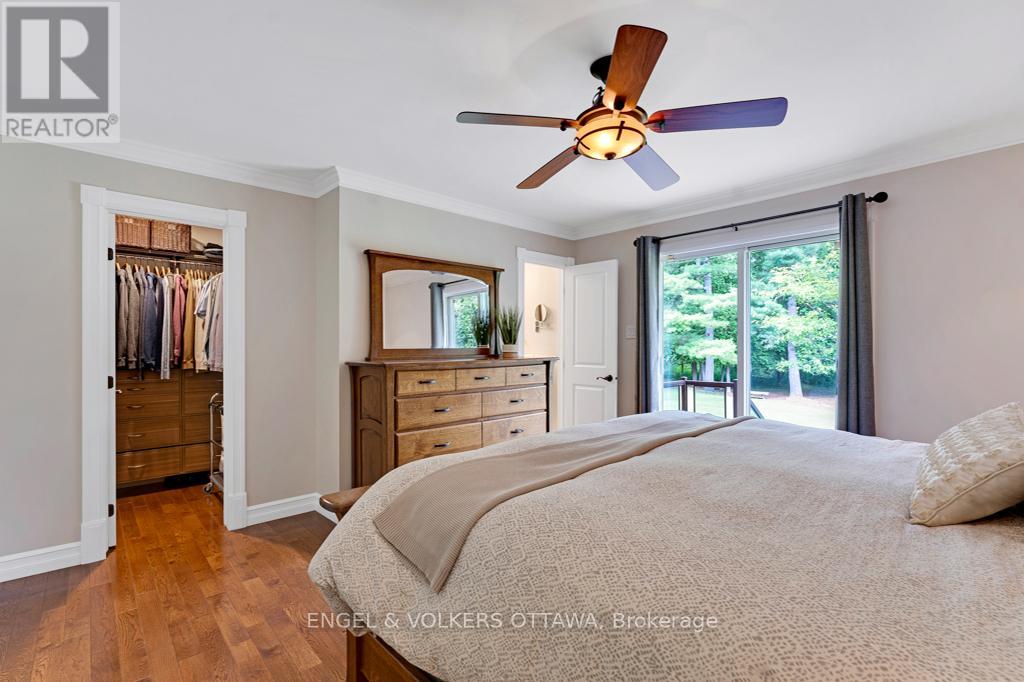 656 Spruce Ridge Road, Ottawa, Ontario  K0A 1L0 - Photo 25 - X12423227