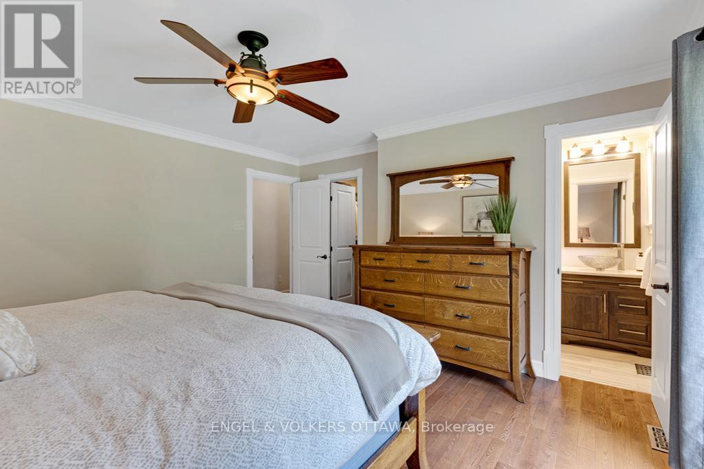 656 Spruce Ridge Road, Ottawa, Ontario  K0A 1L0 - Photo 26 - X12423227