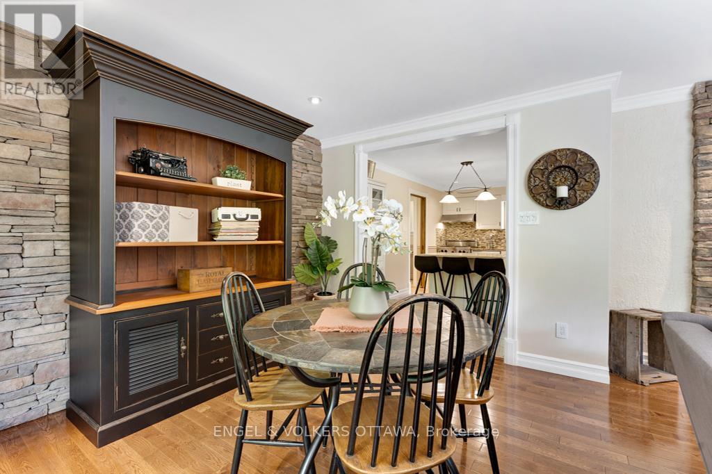 656 Spruce Ridge Road, Ottawa, Ontario  K0A 1L0 - Photo 7 - X12423227