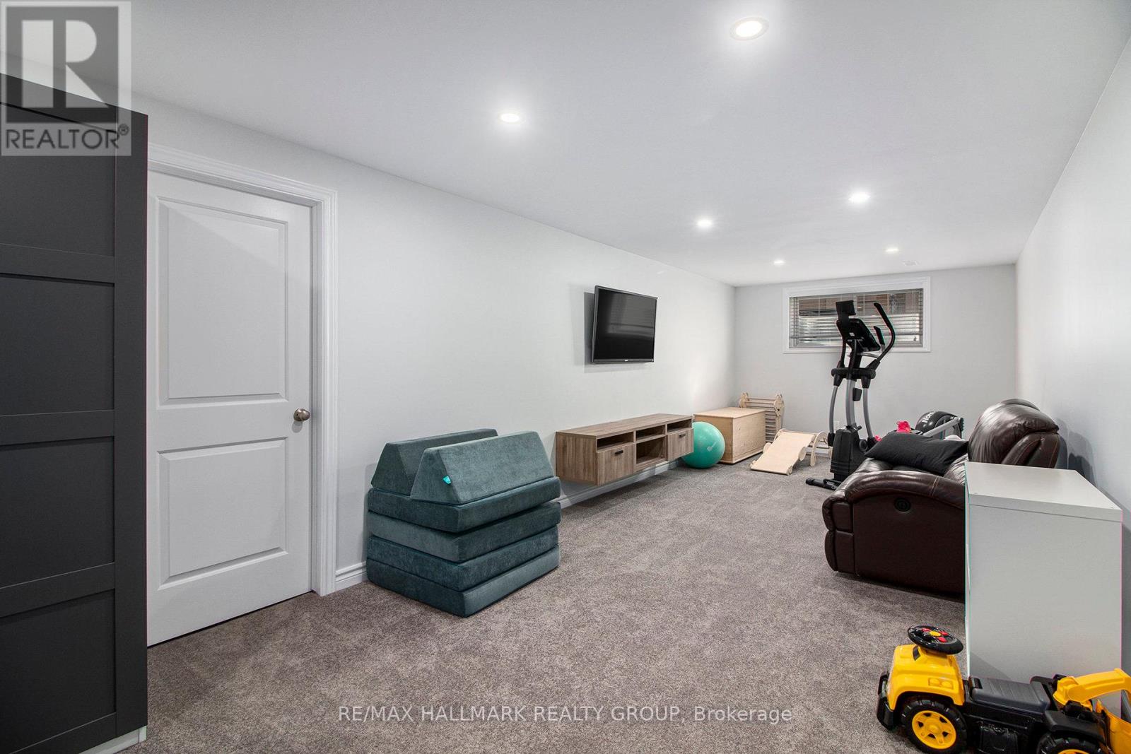 754 Cairn Crescent, Ottawa, Ontario  K1W 0P4 - Photo 31 - X12423284