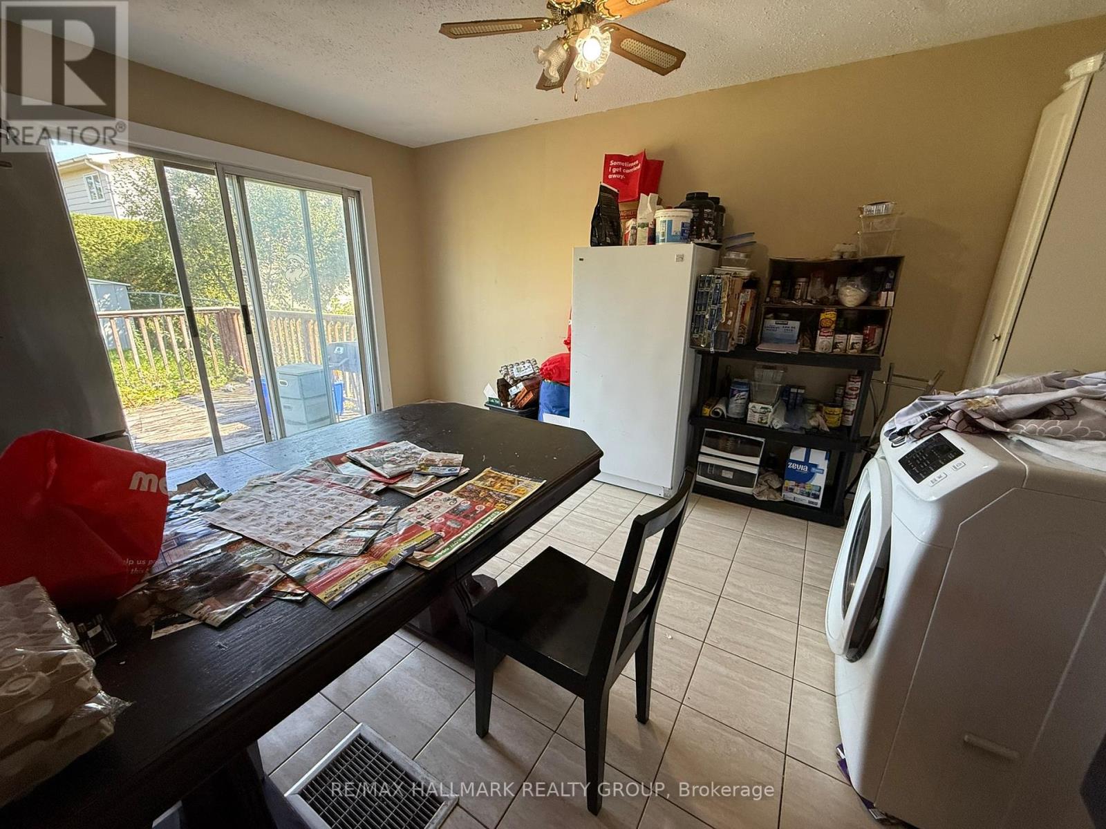 930 Cahill Drive W, Ottawa, Ontario  K1V 9B5 - Photo 4 - X12423299