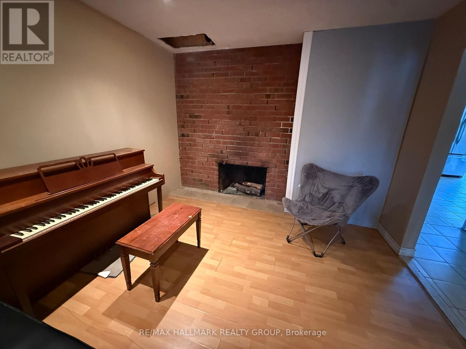 930 Cahill Drive W, Ottawa, Ontario  K1V 9B5 - Photo 6 - X12423299