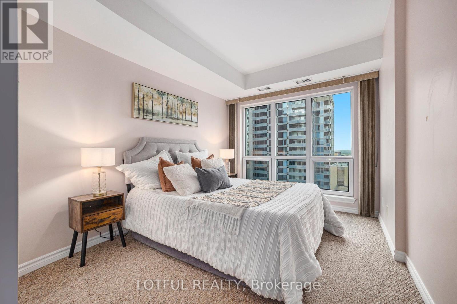 1703 - 234 Rideau Street, Ottawa, Ontario  K1N 0A9 - Photo 14 - X12423310