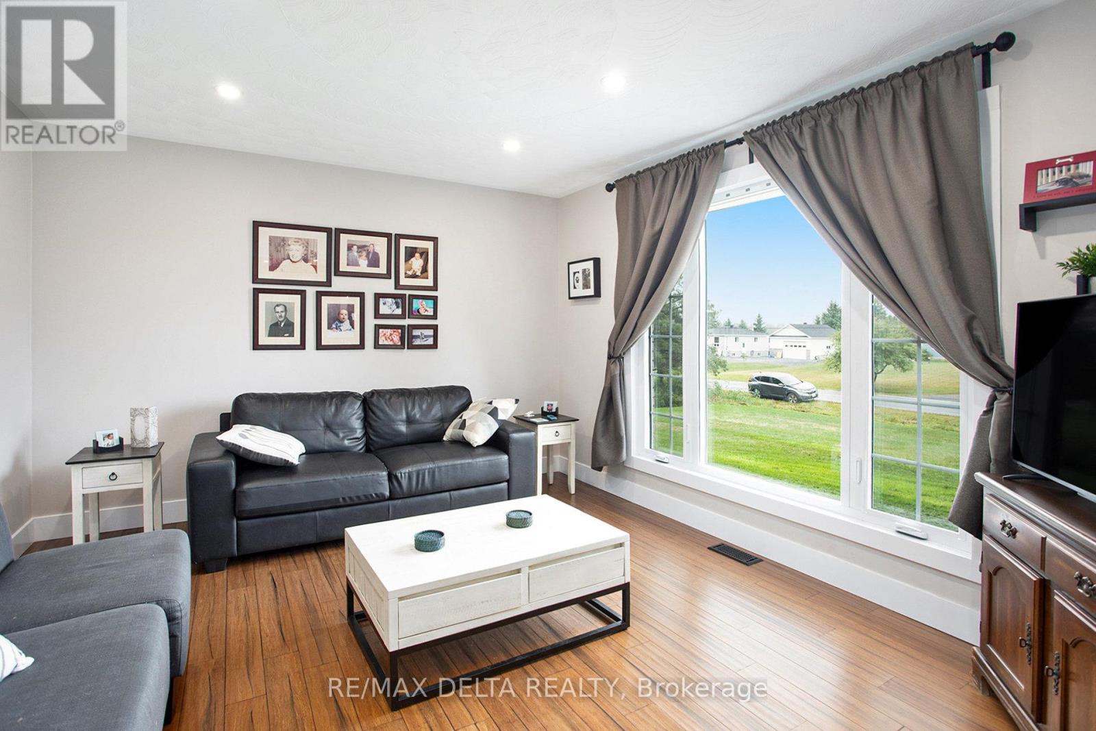 3569 Marcil Road, Clarence-Rockland, Ontario  K0A 1E0 - Photo 16 - X12423312