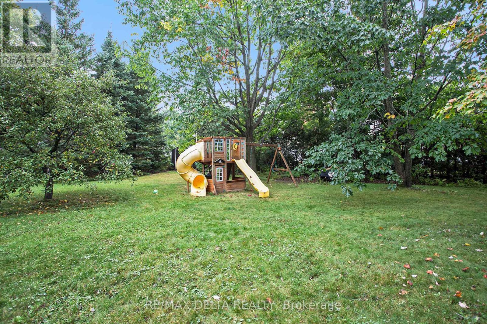 3569 Marcil Road, Clarence-Rockland, Ontario  K0A 1E0 - Photo 33 - X12423312