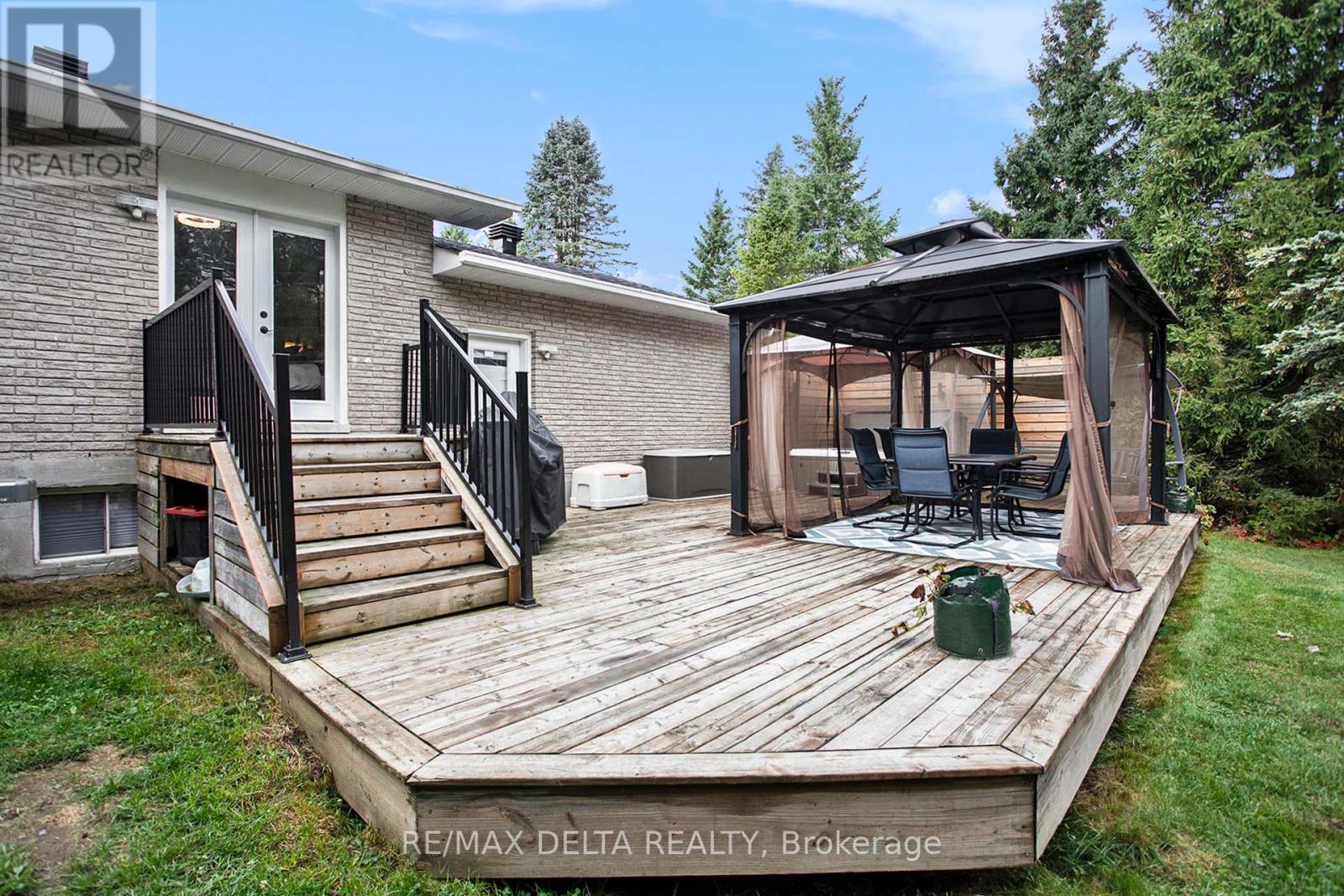 3569 Marcil Road, Clarence-Rockland, Ontario  K0A 1E0 - Photo 39 - X12423312