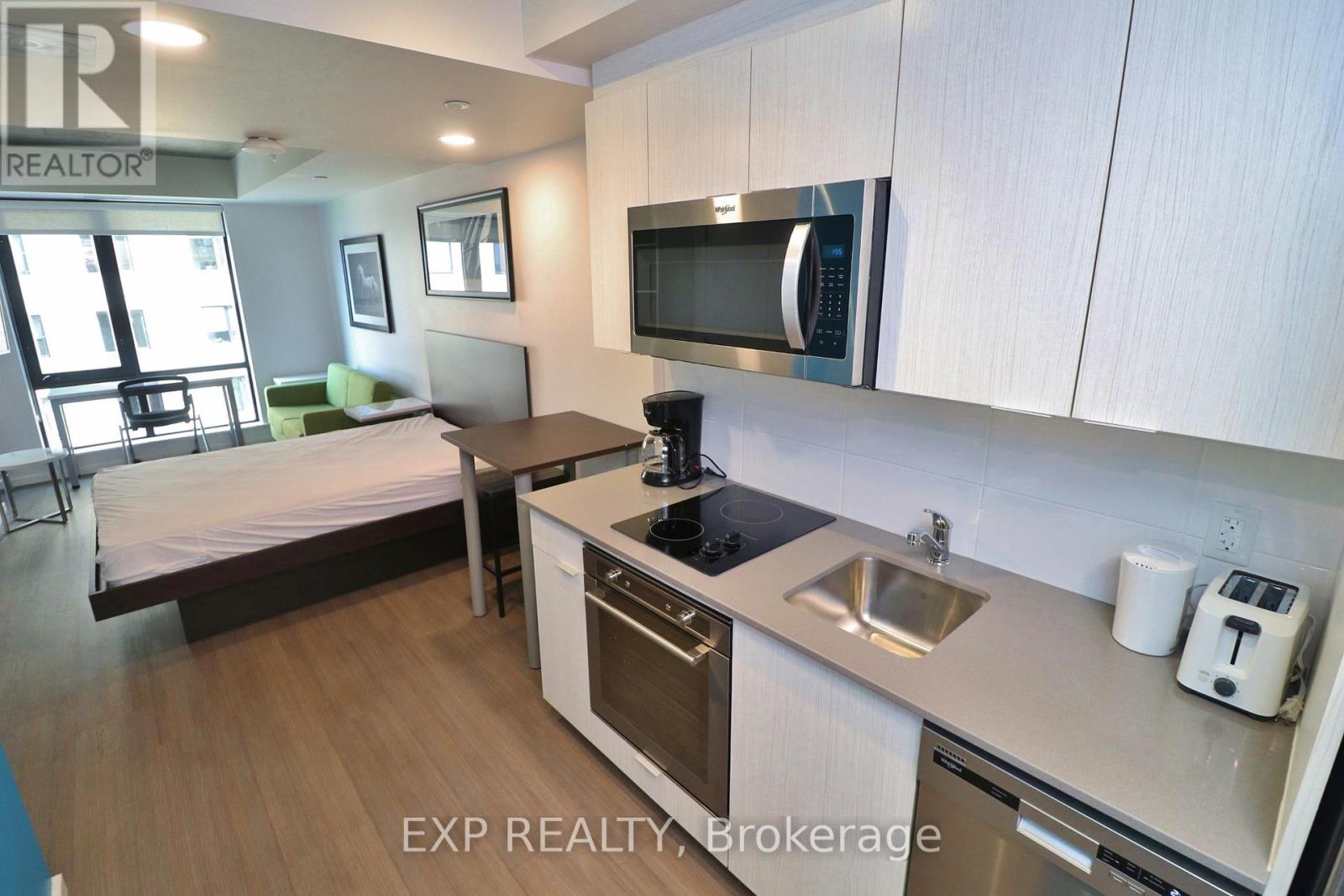 2308 - 105 Champagne Avenue S, Ottawa, Ontario  K1S 4P3 - Photo 4 - X12423324