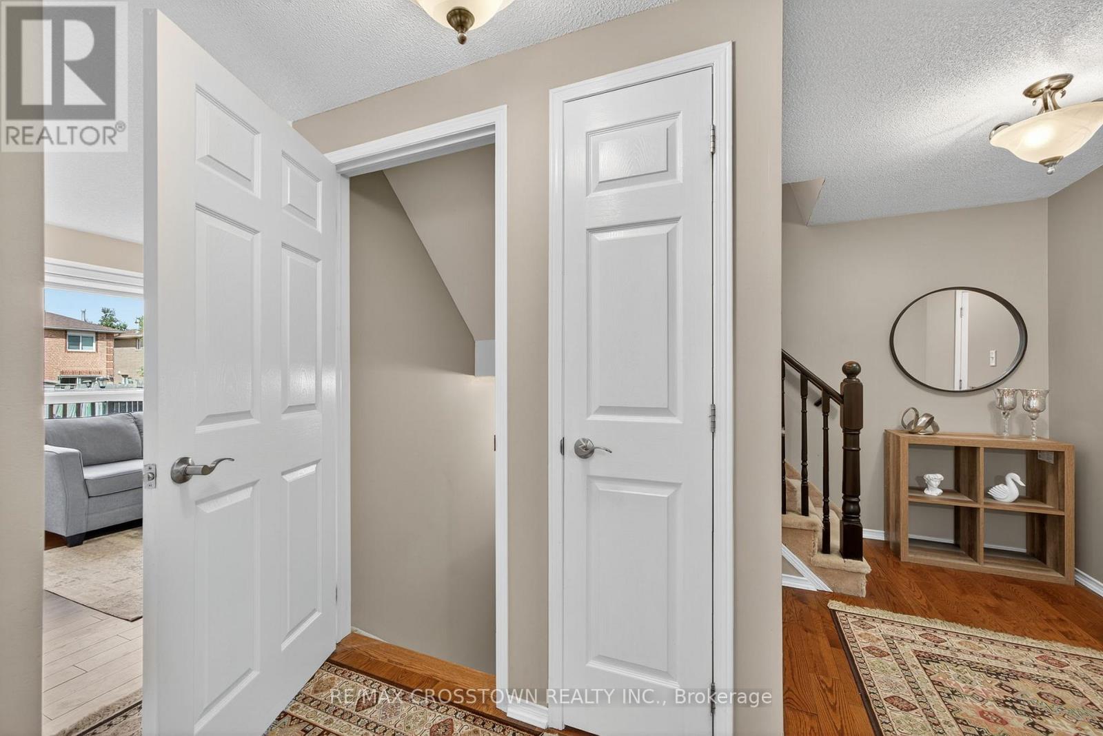 49 Tunbridge Road, Barrie, Ontario  L4M 6S9 - Photo 17 - S12423081
