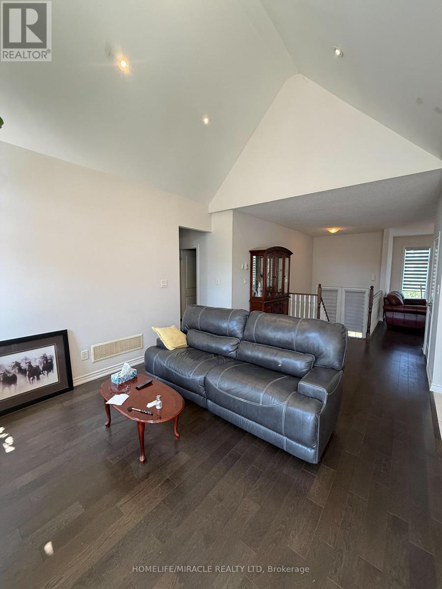 110 Allegra Drive, Wasaga Beach, Ontario  L9Z 0H2 - Photo 13 - S12423092