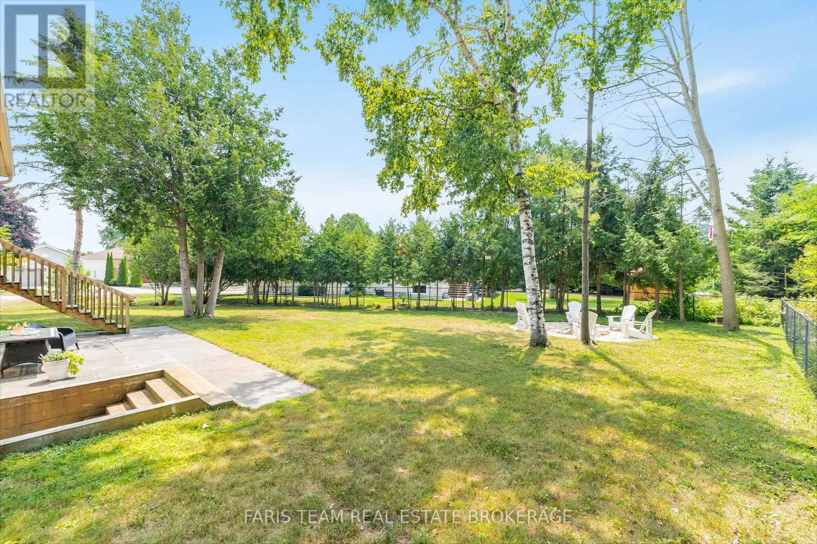9 Fairway Crescent, Wasaga Beach, Ontario  L9Z 1C1 - Photo 46 - S12423121