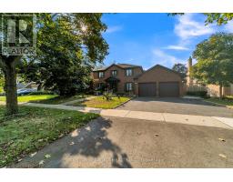 65 WORTHINGTON AVENUE, Richmond Hill, Ontario