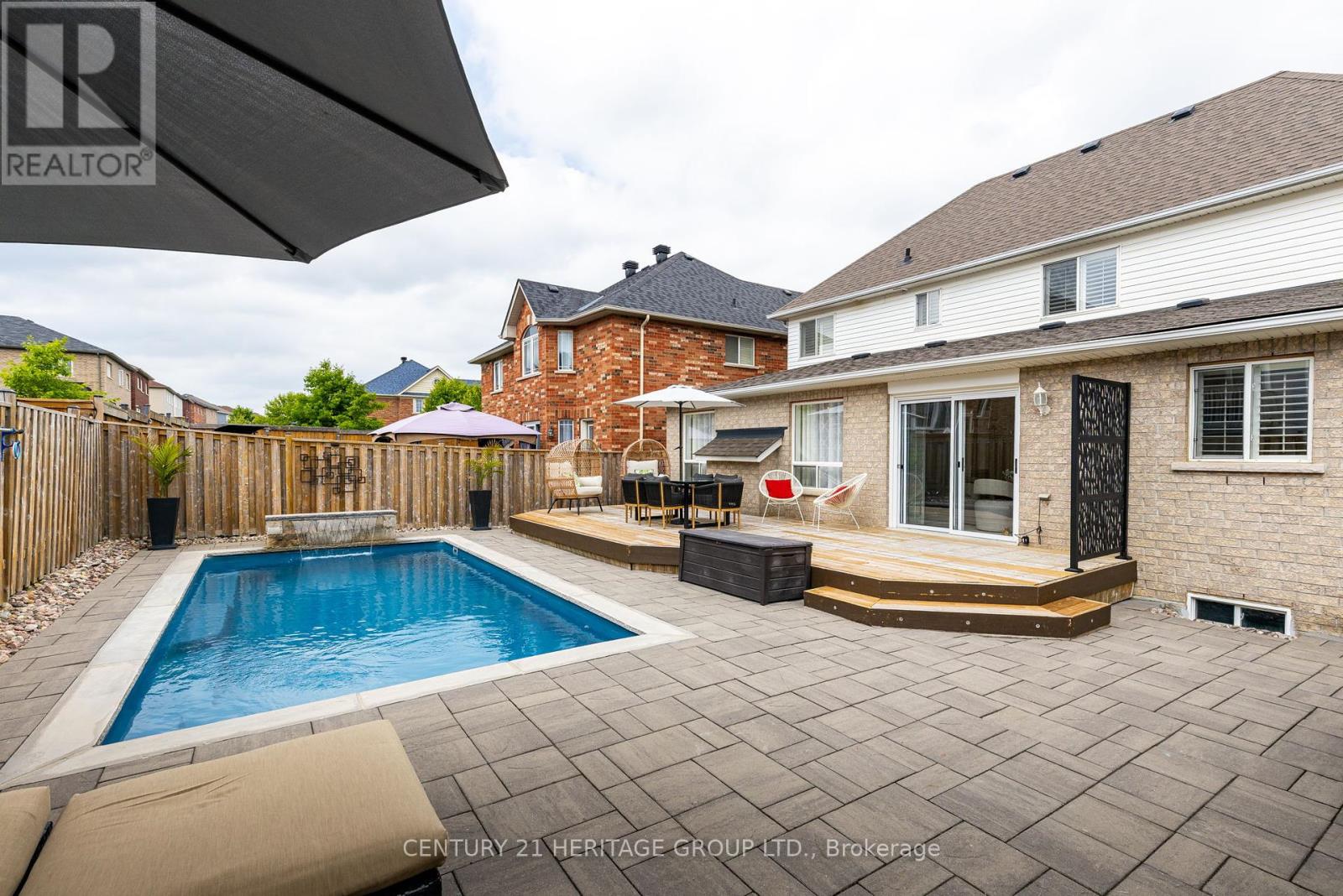 106 Laurendale Avenue, Georgina, Ontario  L4P 4E8 - Photo 23 - N12414371