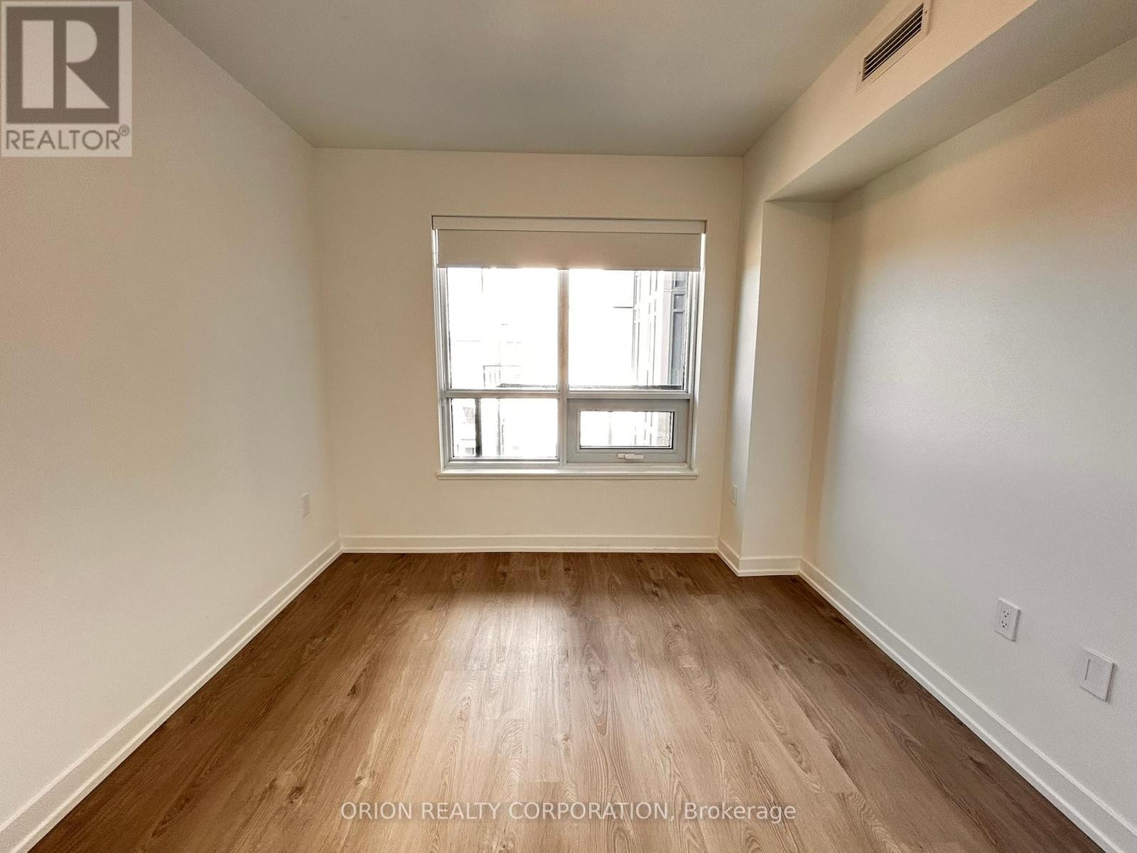 404 - 556 Marlee Avenue, Toronto, Ontario  M6B 0B1 - Photo 19 - W12421146