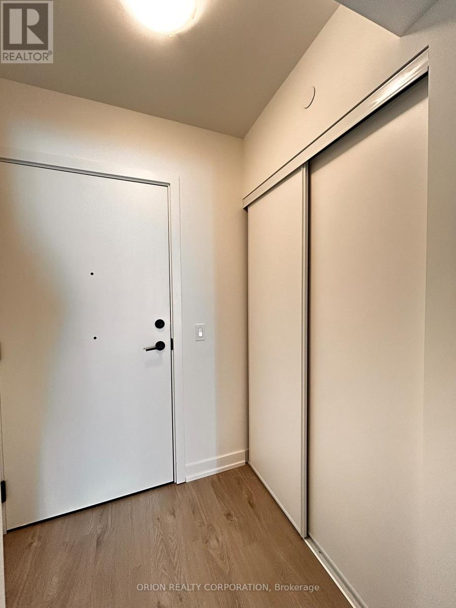 404 - 556 Marlee Avenue, Toronto, Ontario  M6B 0B1 - Photo 3 - W12421146