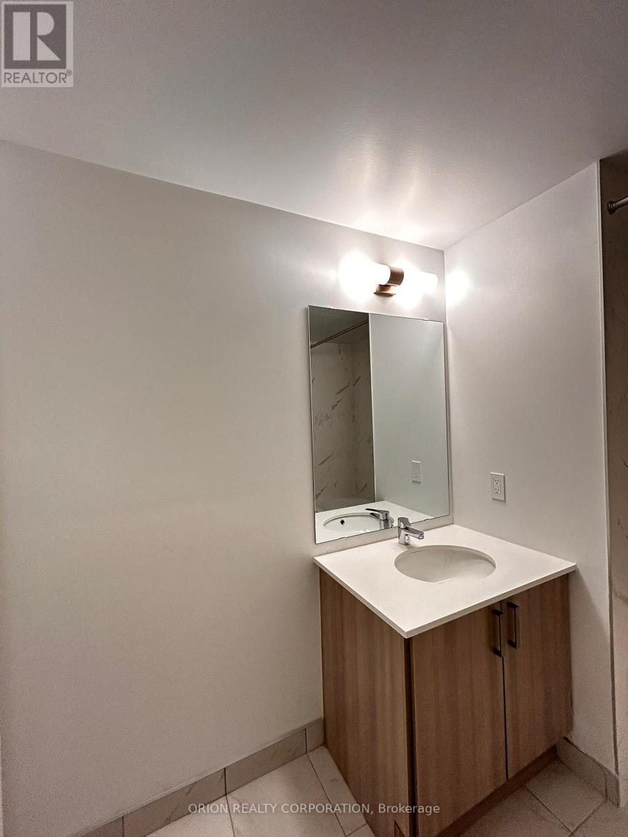 404 - 556 Marlee Avenue, Toronto, Ontario  M6B 0B1 - Photo 6 - W12421146