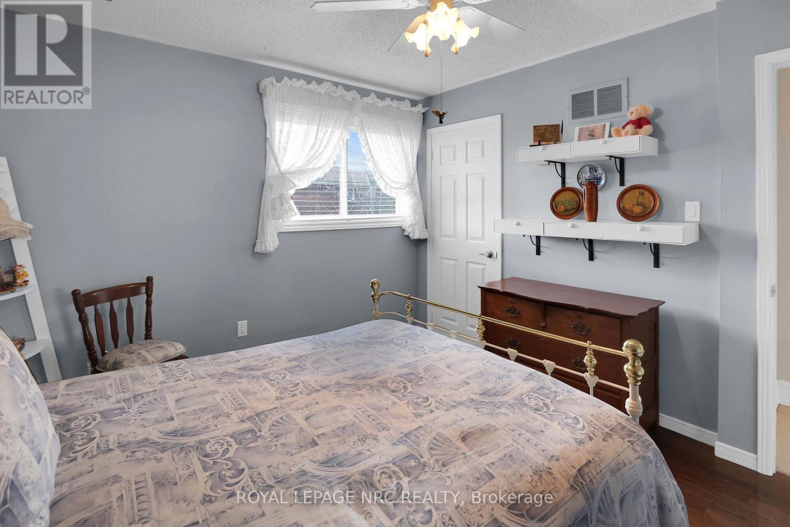 1152 Rushbrooke Drive, Oakville, Ontario  L6M 1K1 - Photo 33 - W12423178