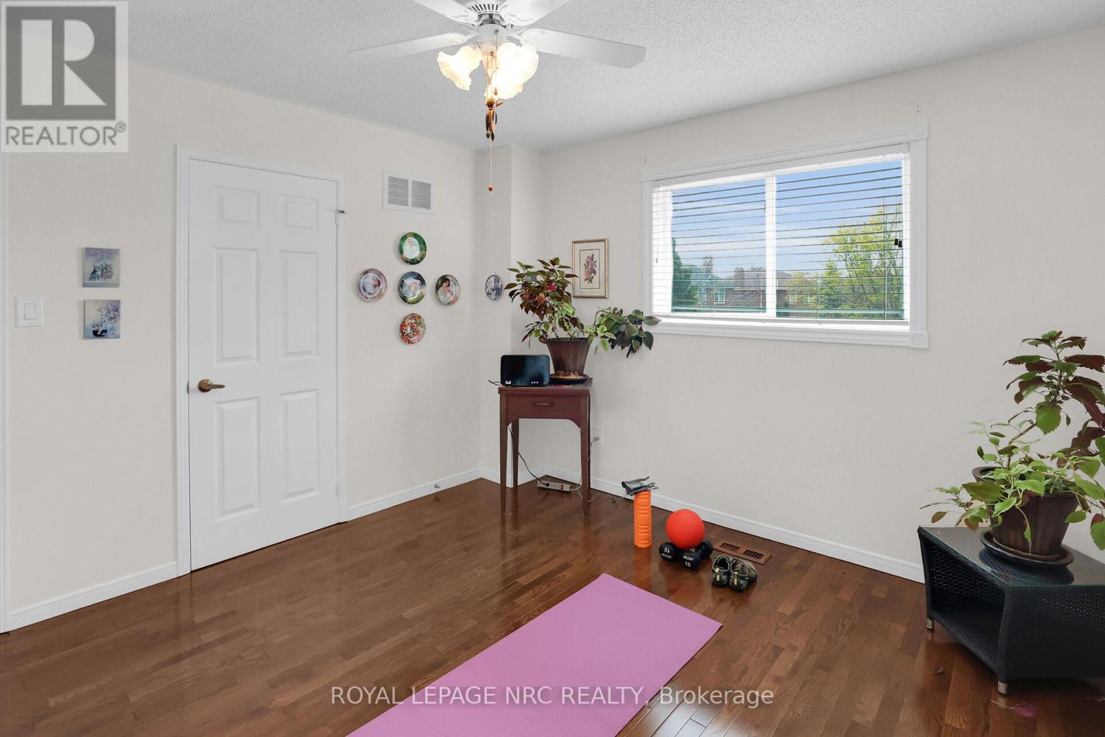 1152 Rushbrooke Drive, Oakville, Ontario  L6M 1K1 - Photo 35 - W12423178