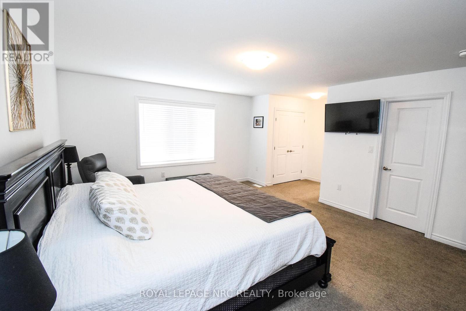 4062 Thomas Street, Lincoln, Ontario  L3J 0S5 - Photo 21 - X12423220
