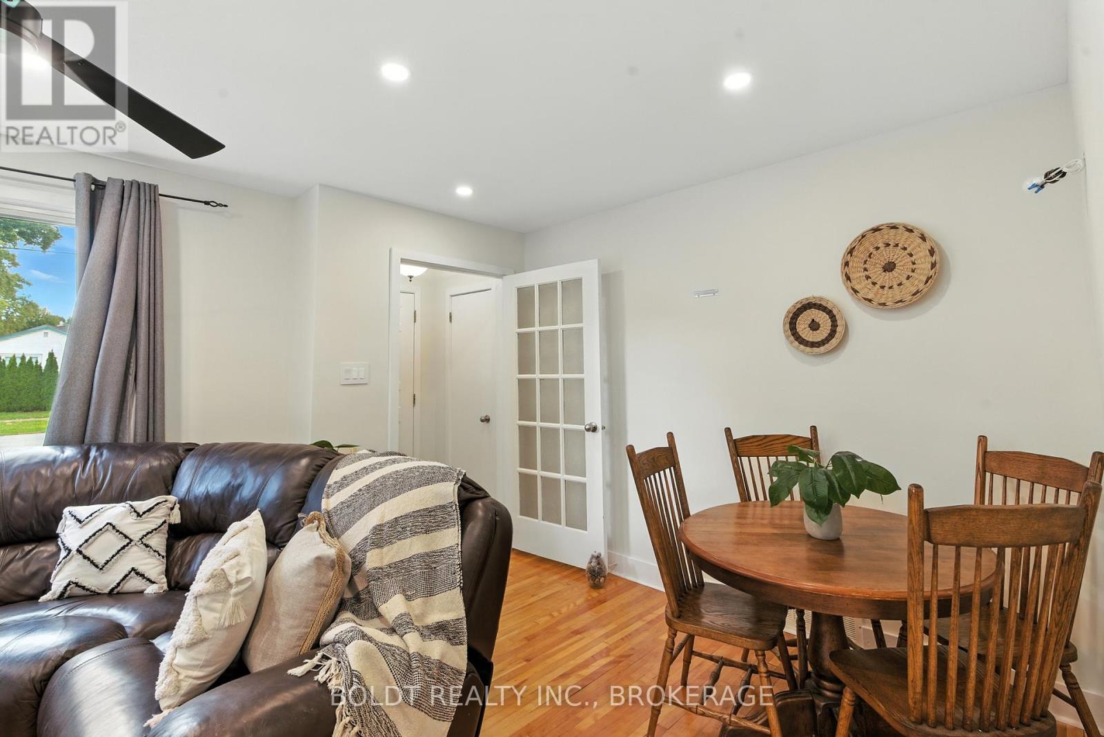 6962 Margaret Street, Niagara Falls, Ontario  L2G 2V9 - Photo 10 - X12423251