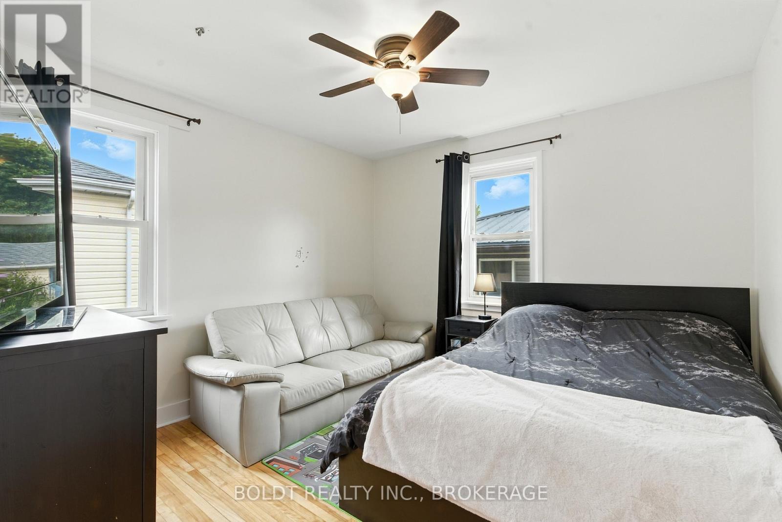 6962 Margaret Street, Niagara Falls, Ontario  L2G 2V9 - Photo 20 - X12423251