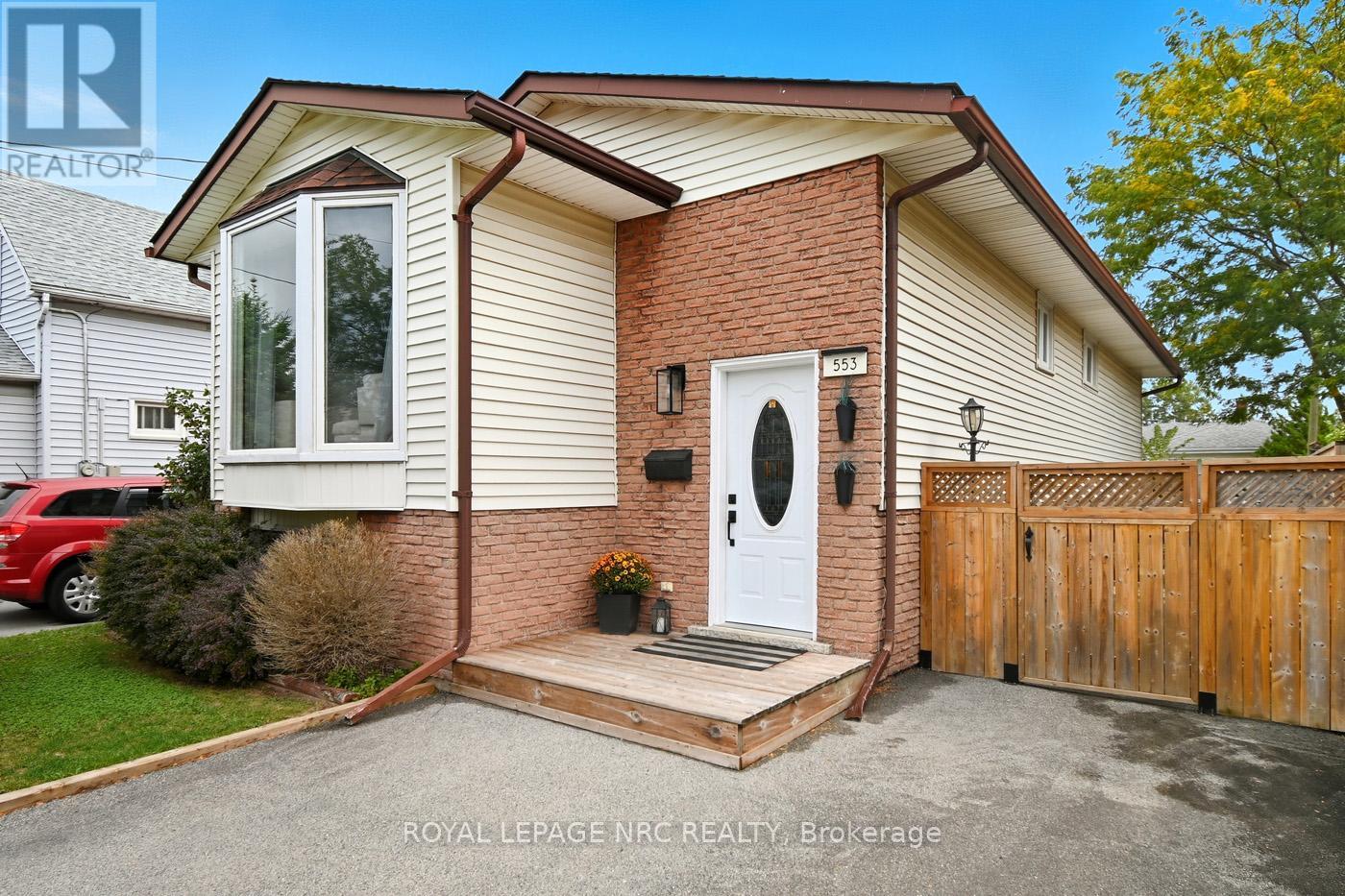 553 Wright Street, Welland, Ontario  L3B 2K6 - Photo 2 - X12423275