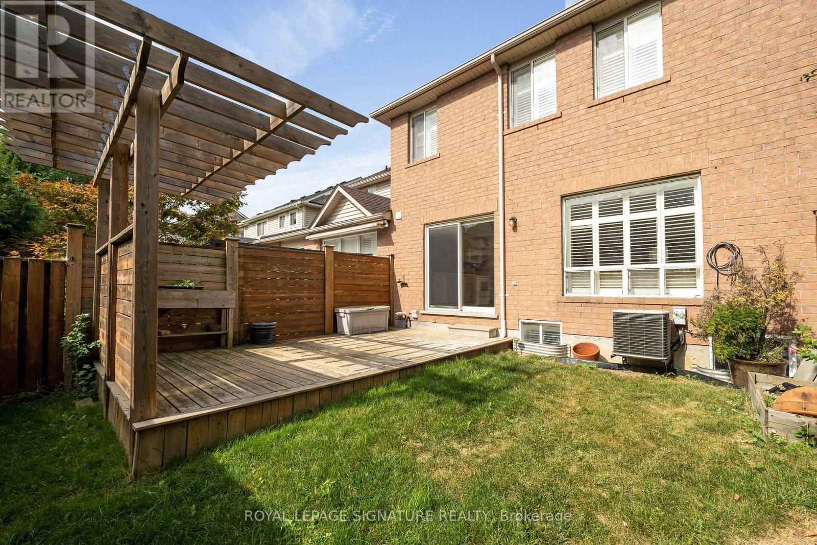 646 Kerr Trail, Milton, Ontario  L9T 5W1 - Photo 25 - W12423109