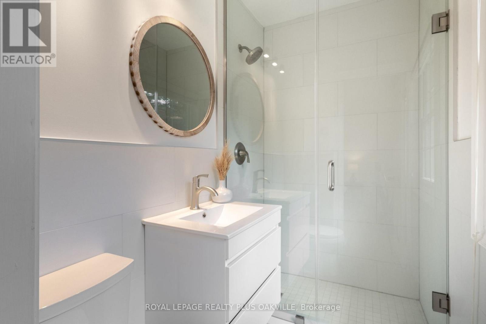 2159 Hixon Street, Oakville, Ontario  L6L 1T5 - Photo 22 - W12423126