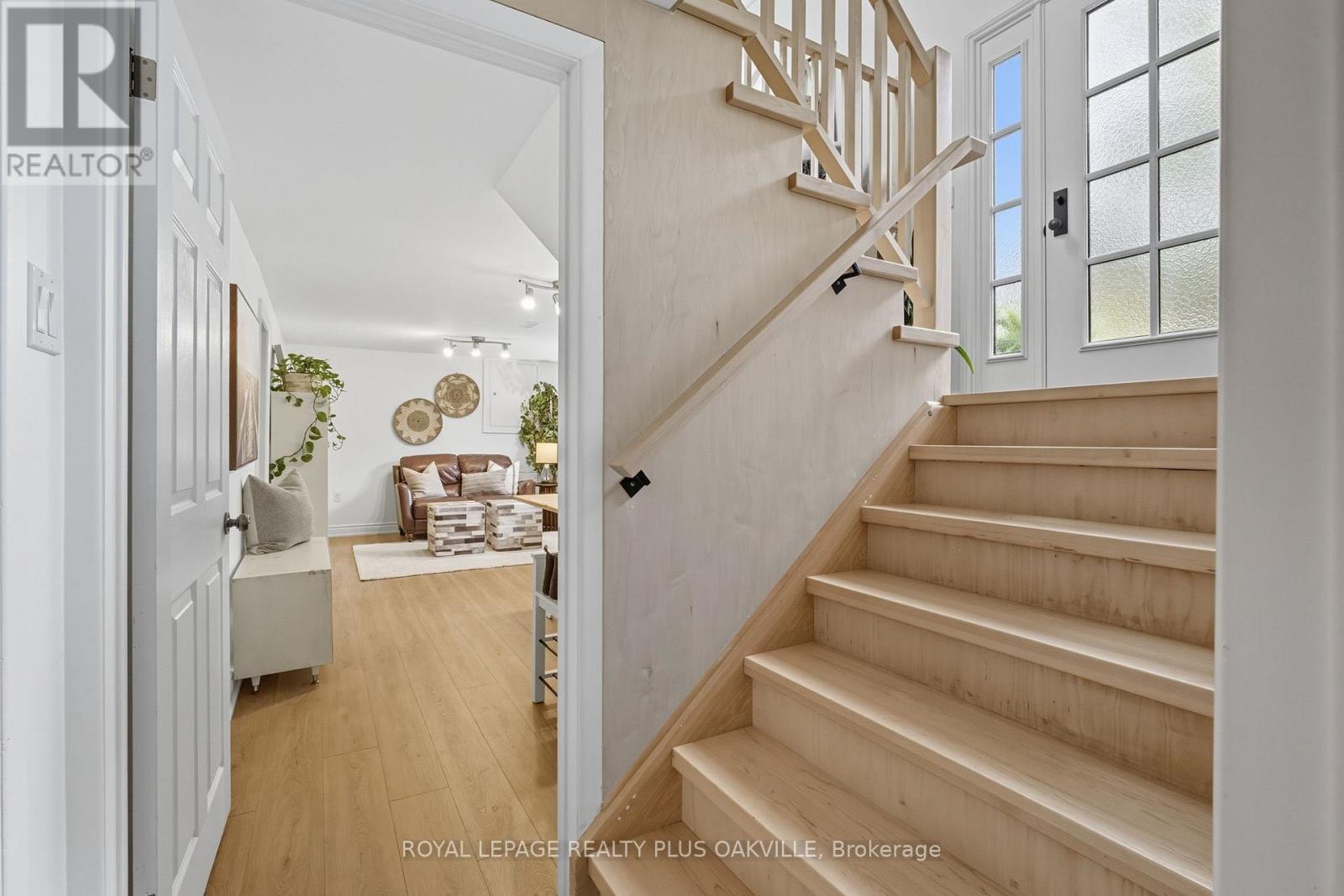 2159 Hixon Street, Oakville, Ontario  L6L 1T5 - Photo 26 - W12423126