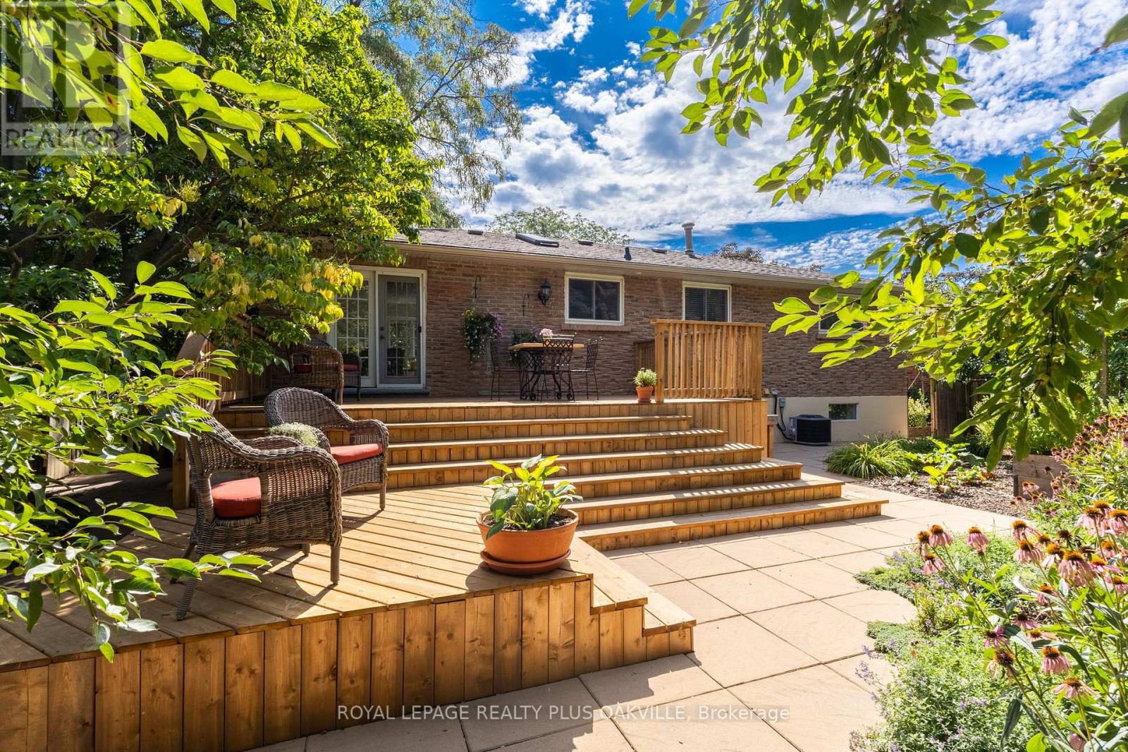 2159 Hixon Street, Oakville, Ontario  L6L 1T5 - Photo 43 - W12423126