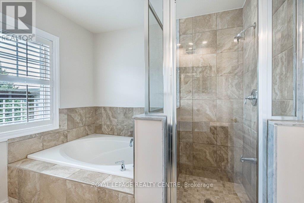 35 Compass Way, Mississauga (Port Credit), Ontario  L5G 4T8 - Photo 35 - W12423134