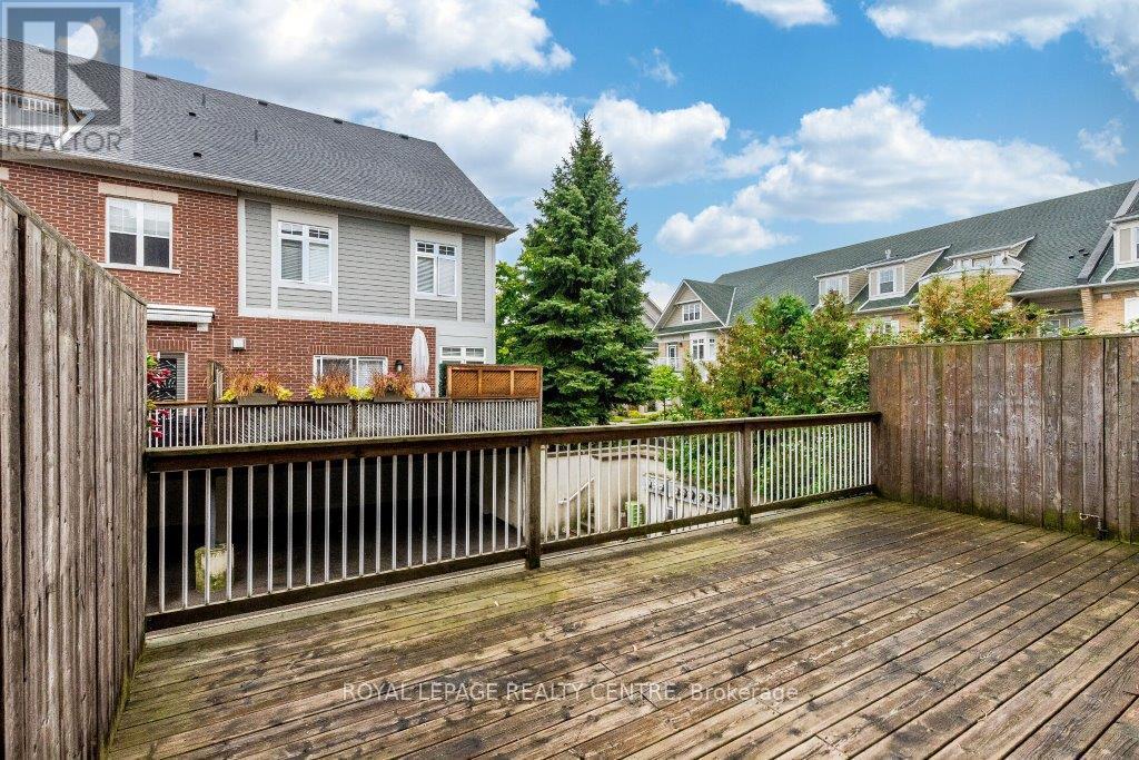35 Compass Way, Mississauga (Port Credit), Ontario  L5G 4T8 - Photo 47 - W12423134