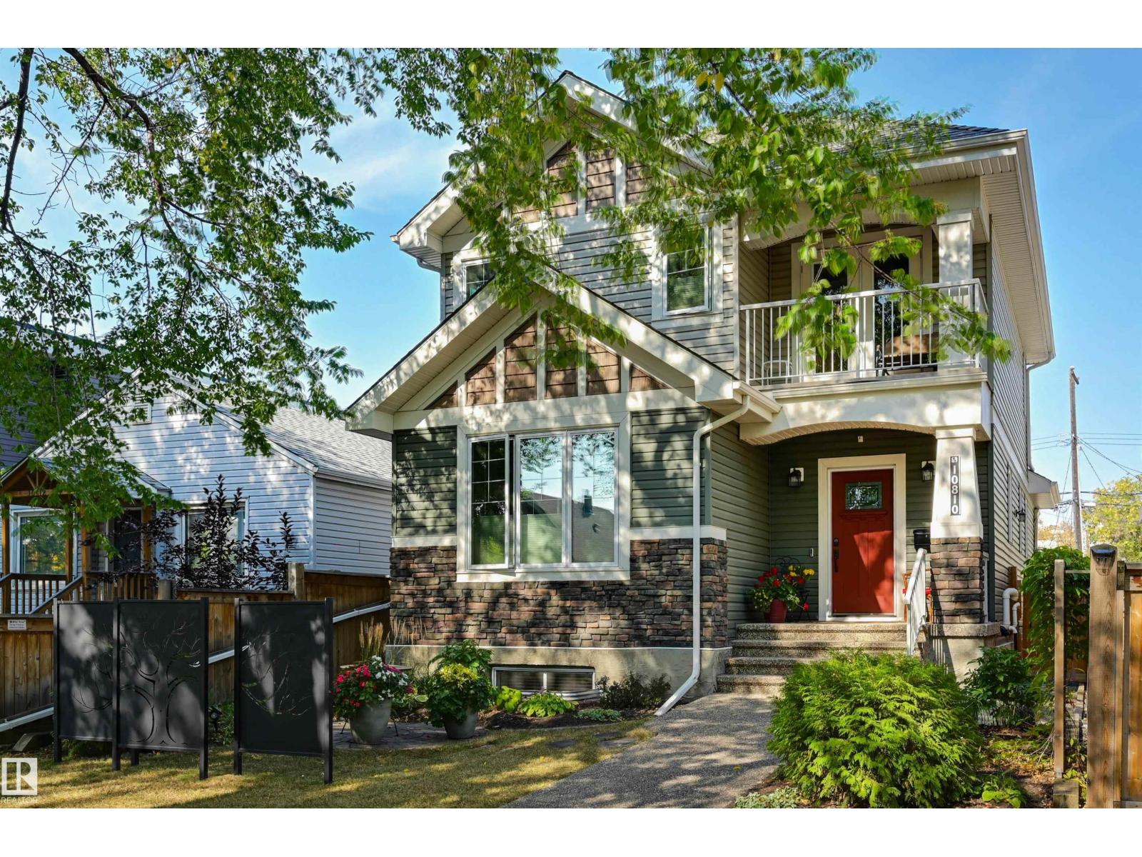 10810 74 AV NW, Edmonton, Alberta