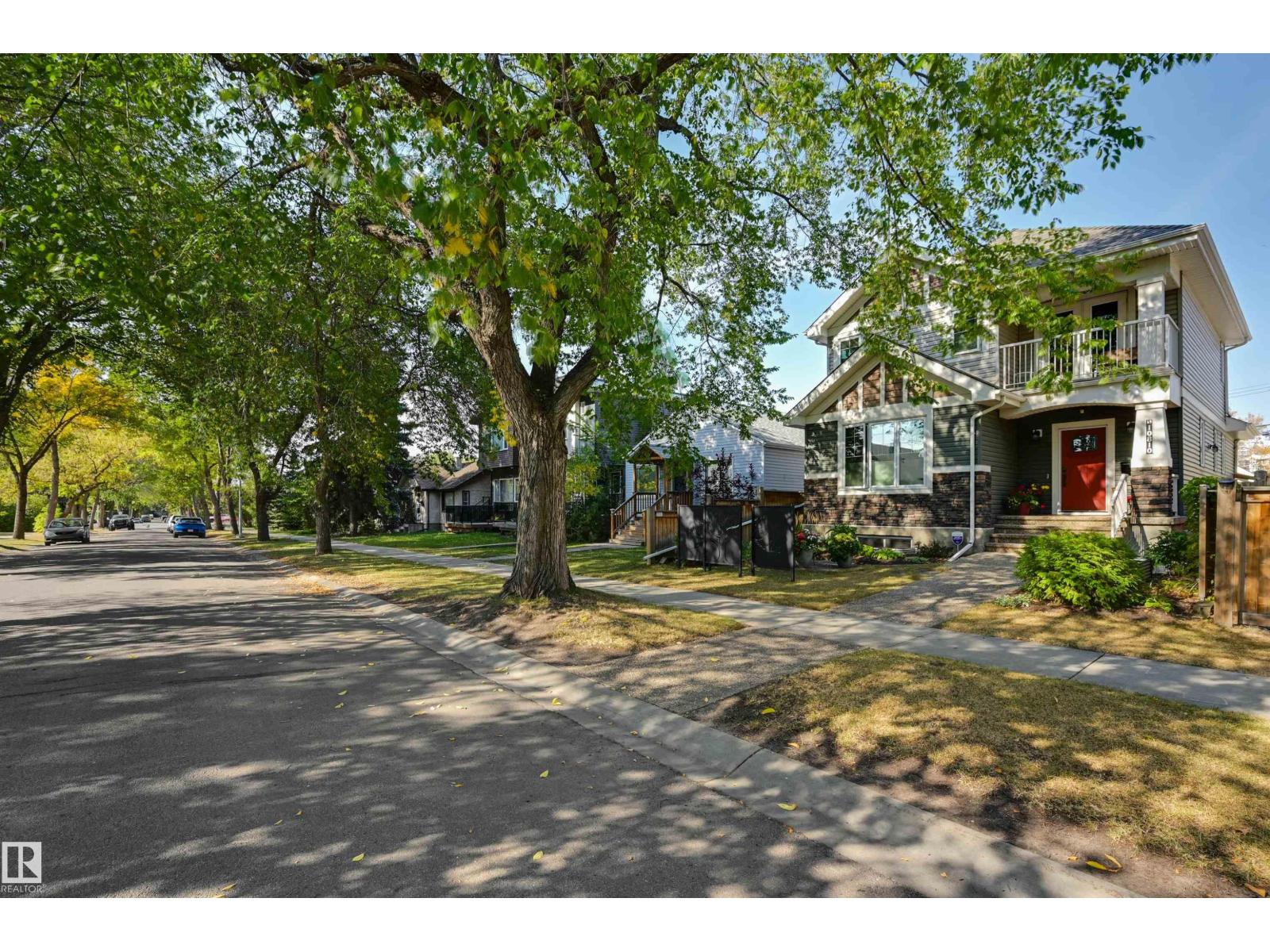 10810 74 Av Nw, Edmonton, Alberta  T6E 1G9 - Photo 2 - E4459172