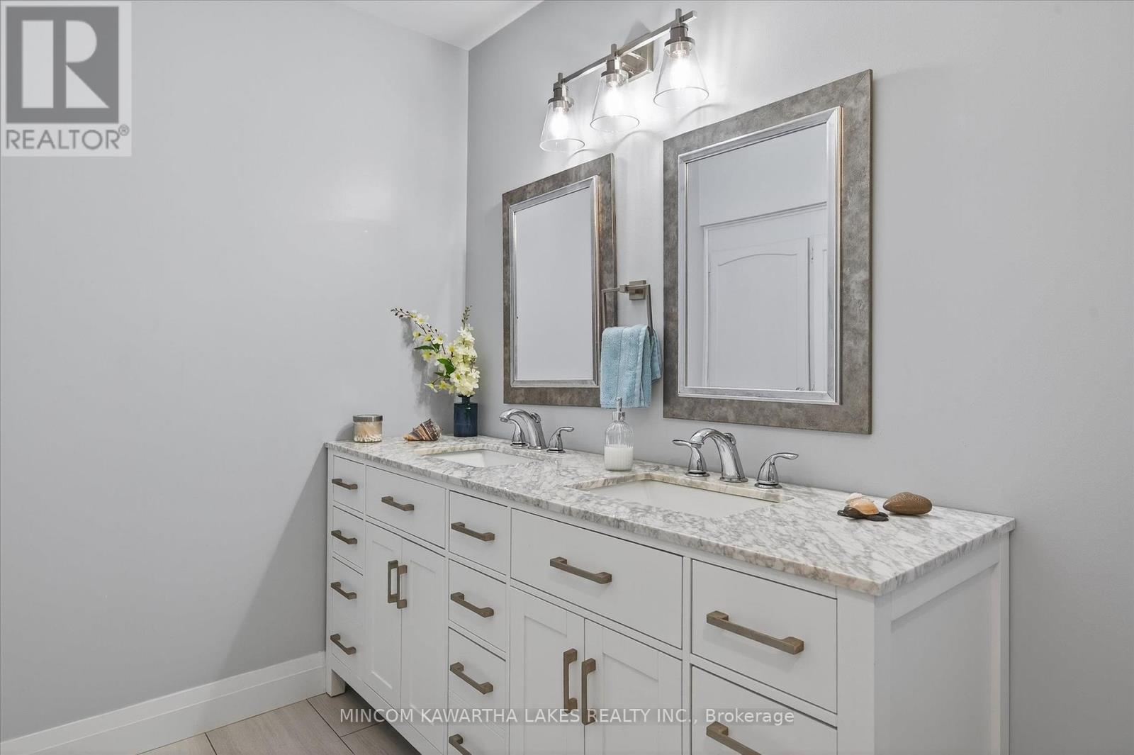 200 Kildeer Lane, Selwyn, Ontario  K0L 1T0 - Photo 18 - X12394353