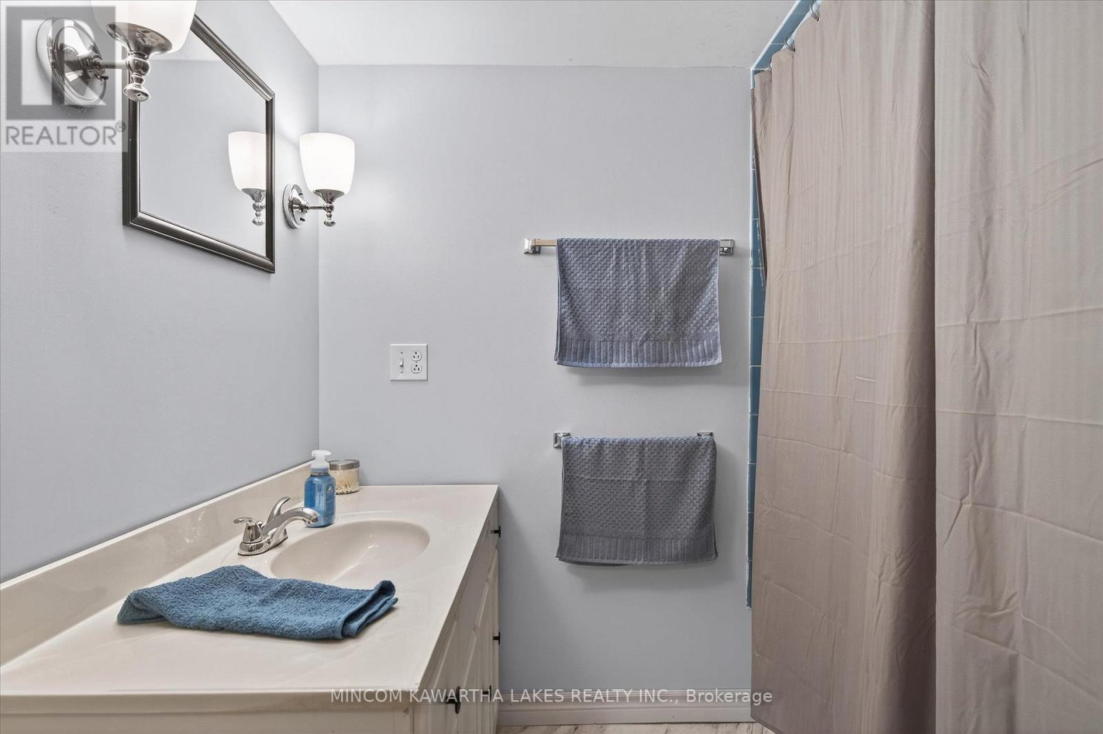 200 Kildeer Lane, Selwyn, Ontario  K0L 1T0 - Photo 32 - X12394353