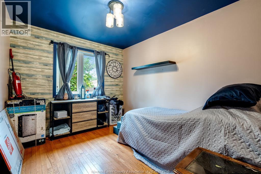 1833 St. Luke, Windsor, Ontario  N8W 3W8 - Photo 4 - 25024284