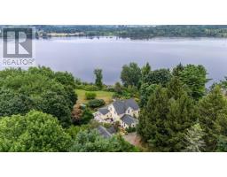129 Town Road, Falmouth, Ca