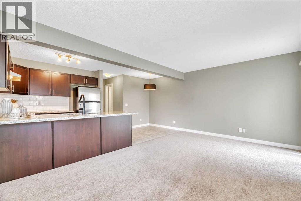 236 Pantego Lane Nw, Calgary, Alberta  T3K 0T1 - Photo 4 - A2248426