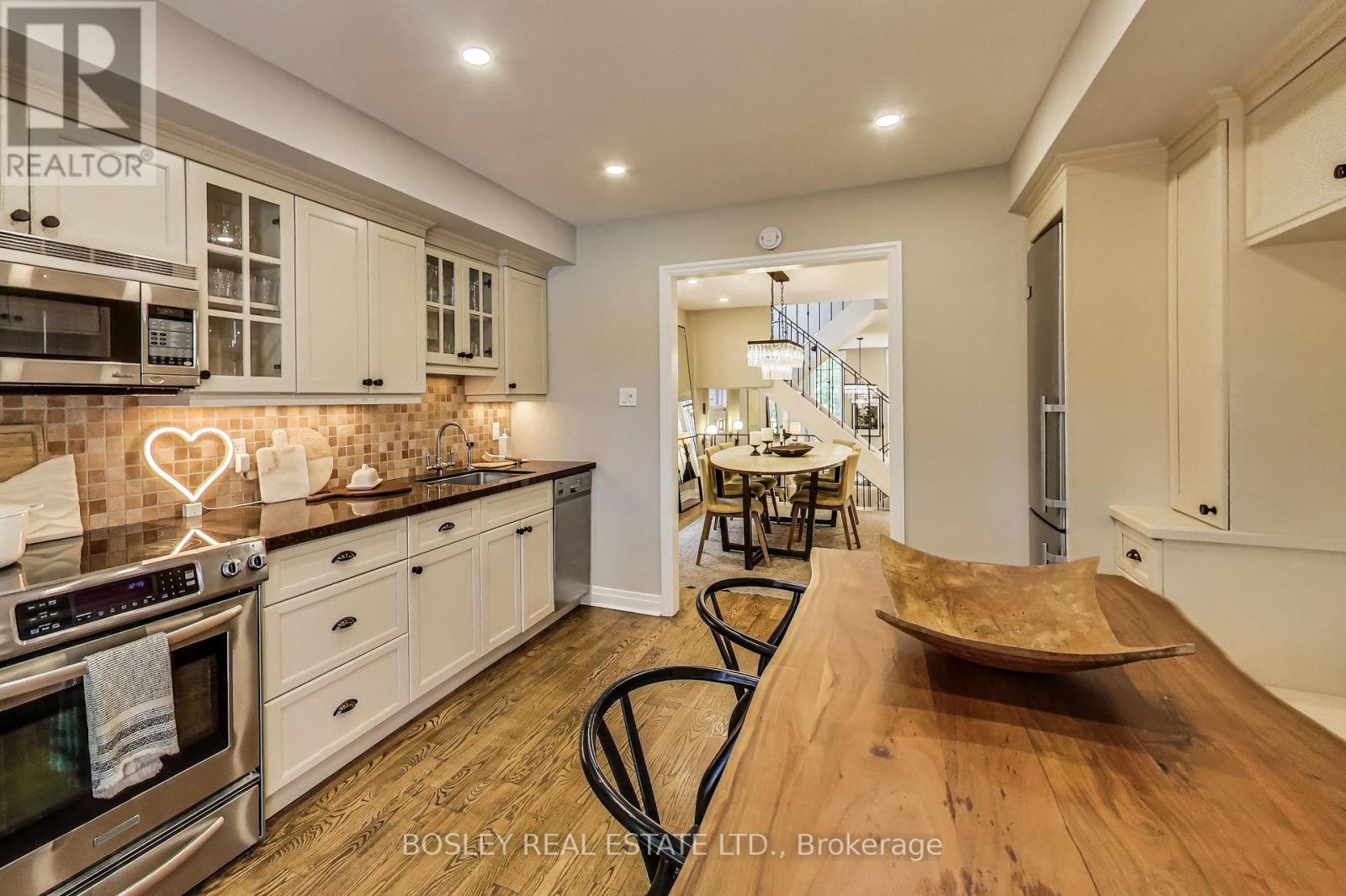 7 Sidney Street, Toronto (Yonge-St. Clair), Ontario  M4V 2G3 - Photo 9 - C12422981