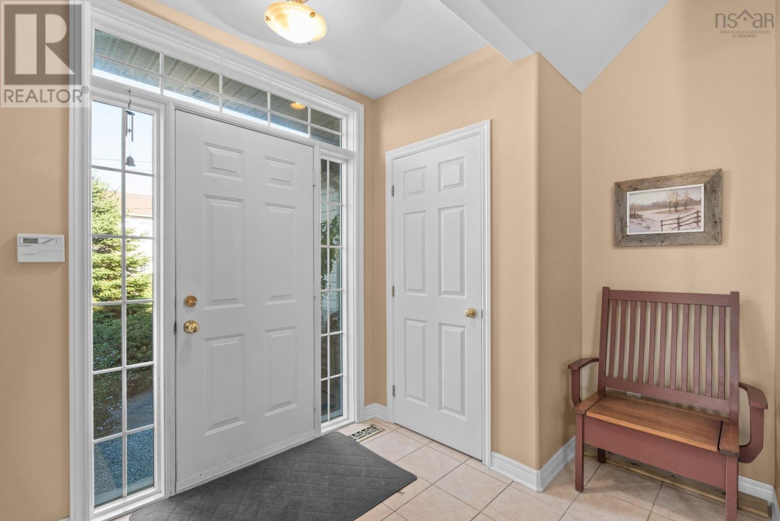 Property at 30 Banks Court image 2