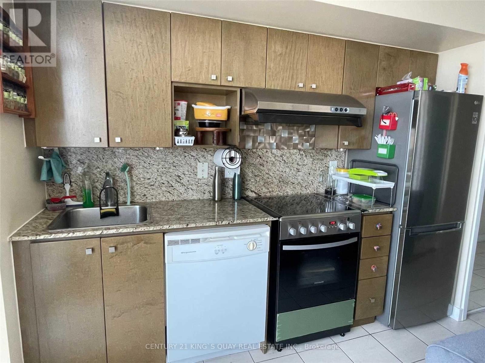 4516 - 11 Brunel Court, Toronto, Ontario  M5V 3Y3 - Photo 7 - C12423208