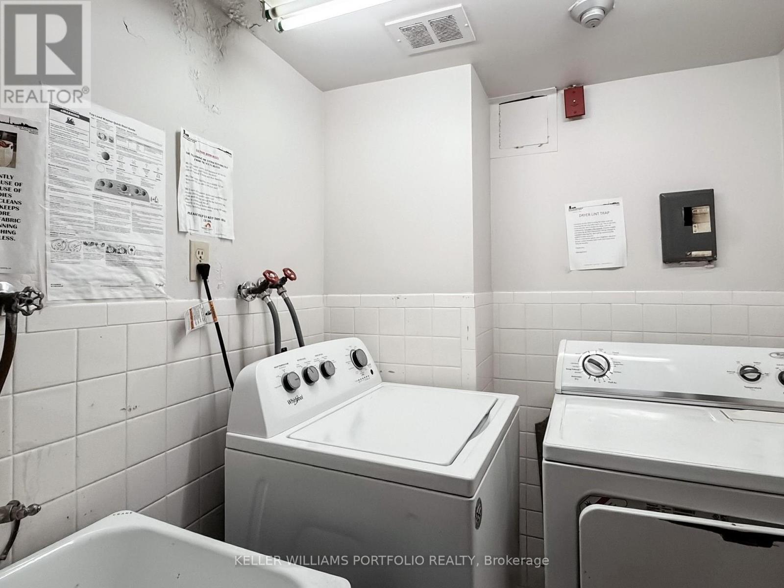 2105 - 135 Antibes Drive, Toronto, Ontario  M2R 2Z1 - Photo 25 - C12423218