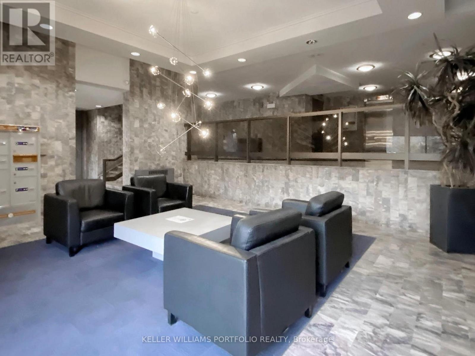 2105 - 135 Antibes Drive, Toronto, Ontario  M2R 2Z1 - Photo 3 - C12423218