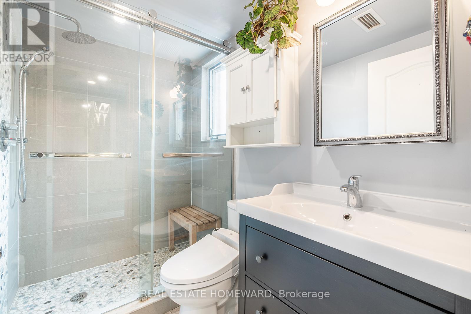 301 - 1941 Queen Street E, Toronto, Ontario  M4L 1H7 - Photo 14 - E12423215