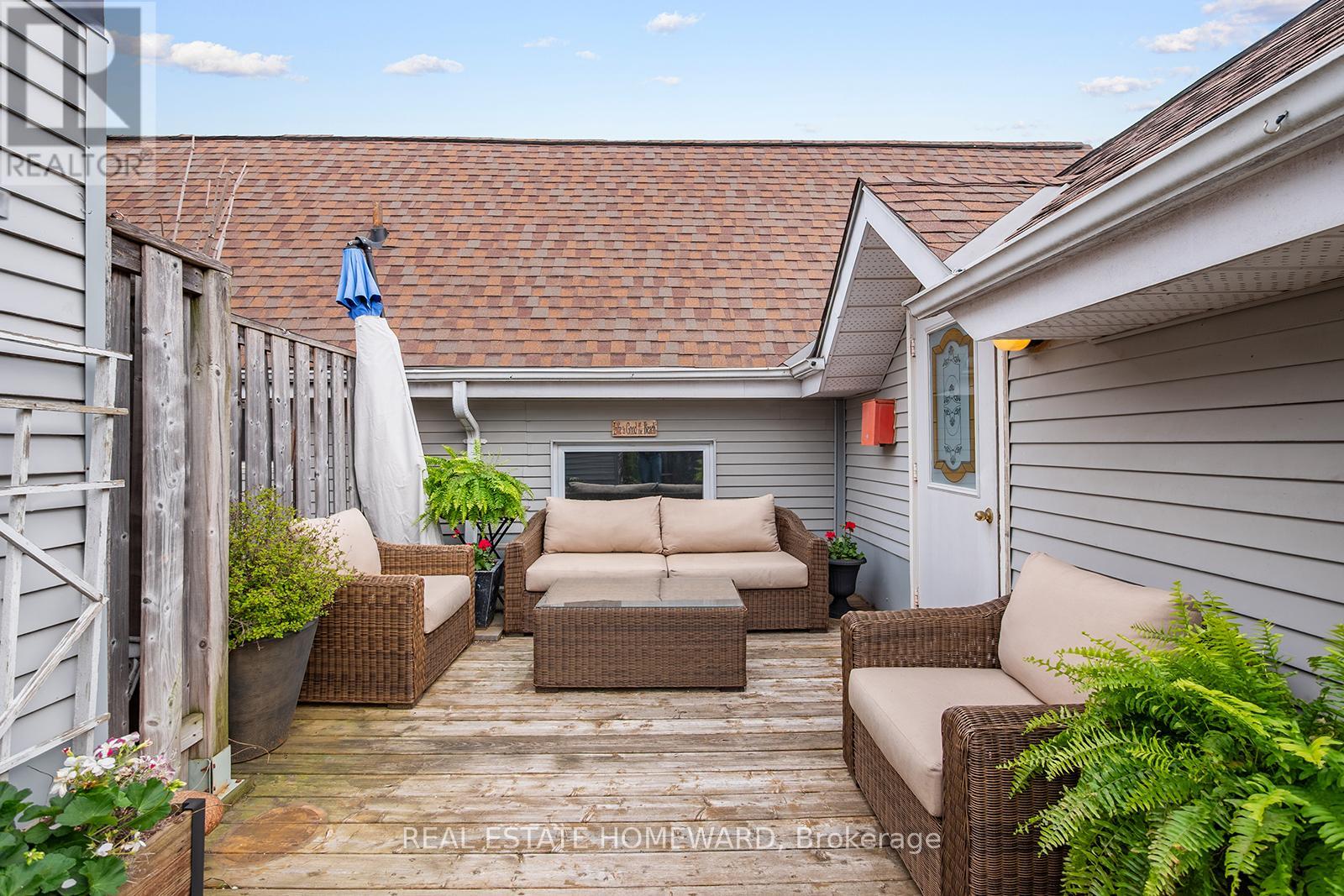 301 - 1941 Queen Street E, Toronto, Ontario  M4L 1H7 - Photo 21 - E12423215