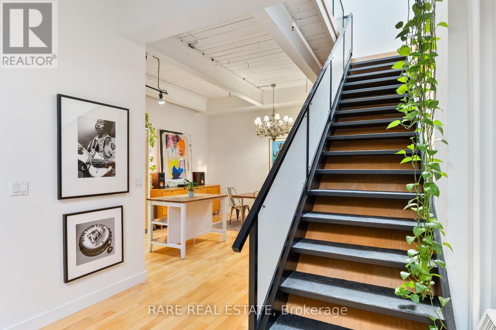 233 - 326 Carlaw Avenue, Toronto, Ontario  M4M 3N8 - Photo 2 - E12423233