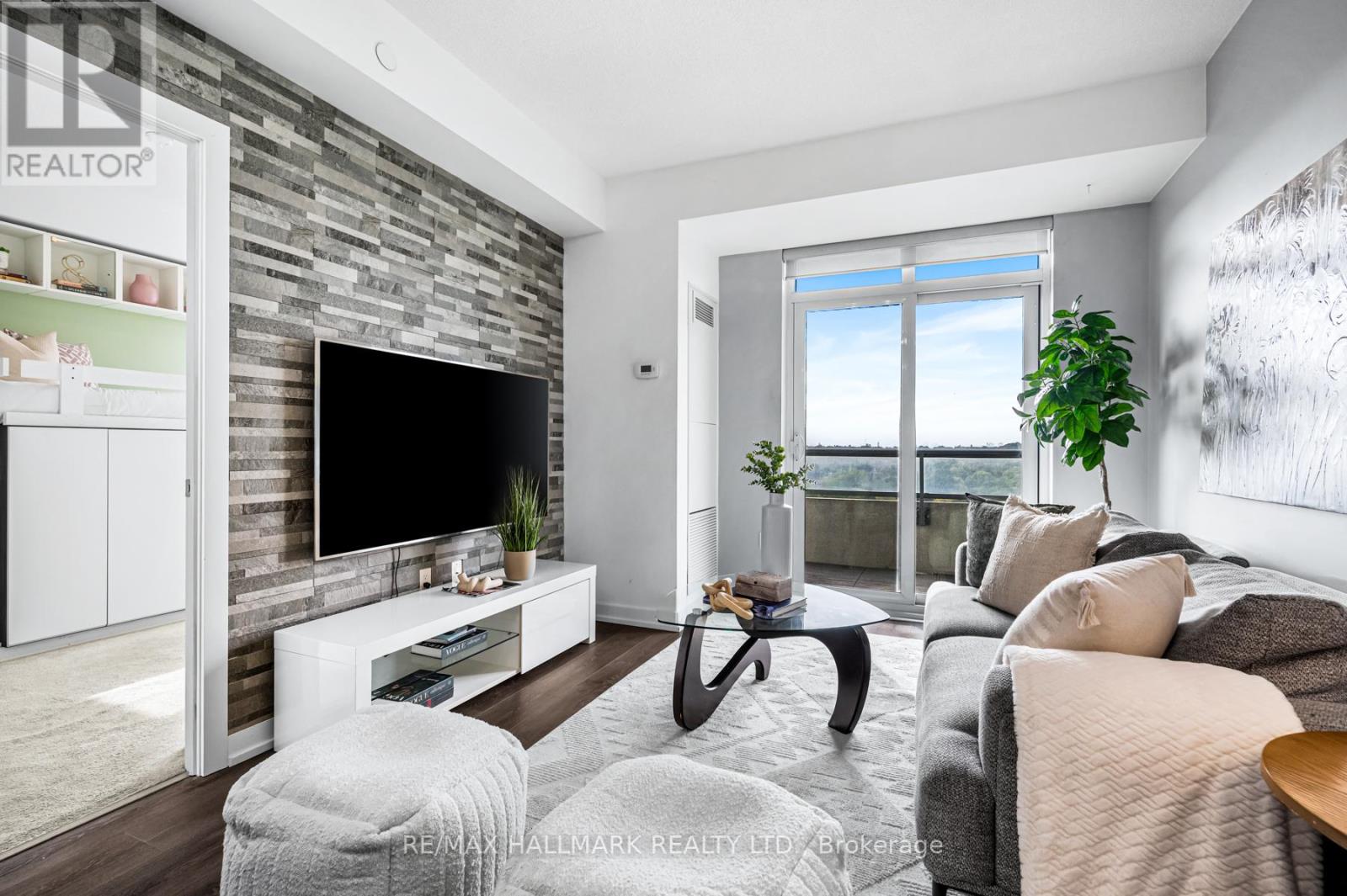 1006 - 1346 Danforth Road, Toronto (Eglinton East), Ontario  M1J 0A9 - Photo 4 - E12423248