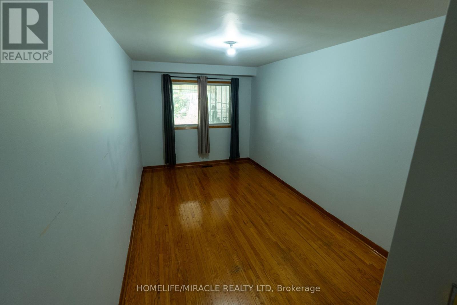 12 Brubeck Road, Toronto, Ontario  M9M 1W7 - Photo 23 - W12421675