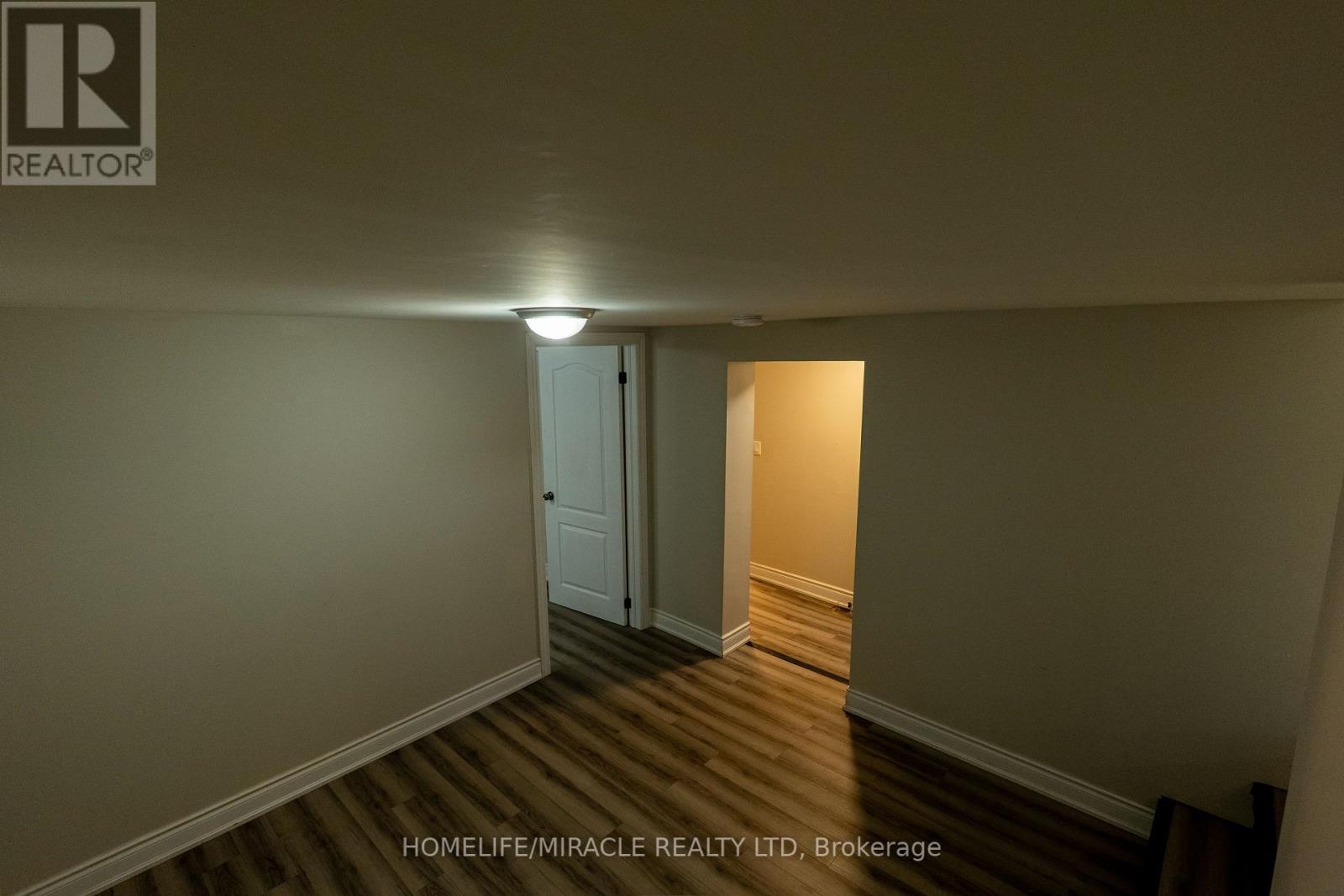 12 Brubeck Road, Toronto, Ontario  M9M 1W7 - Photo 13 - W12421675