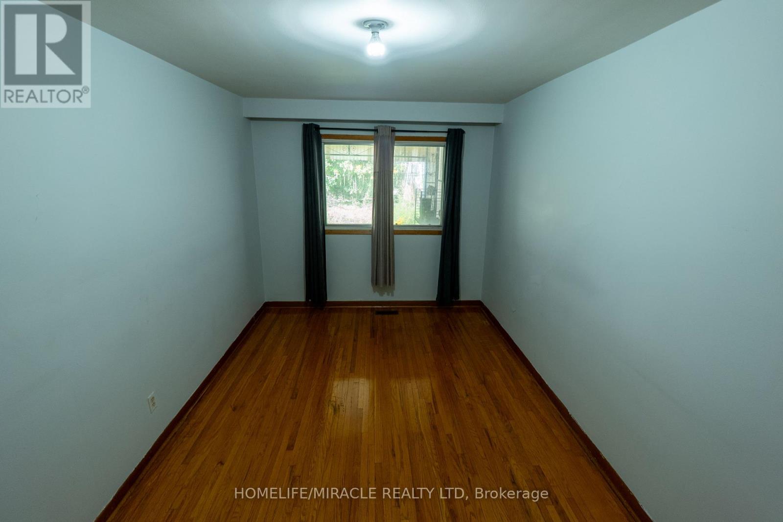 12 Brubeck Road, Toronto, Ontario  M9M 1W7 - Photo 25 - W12421675